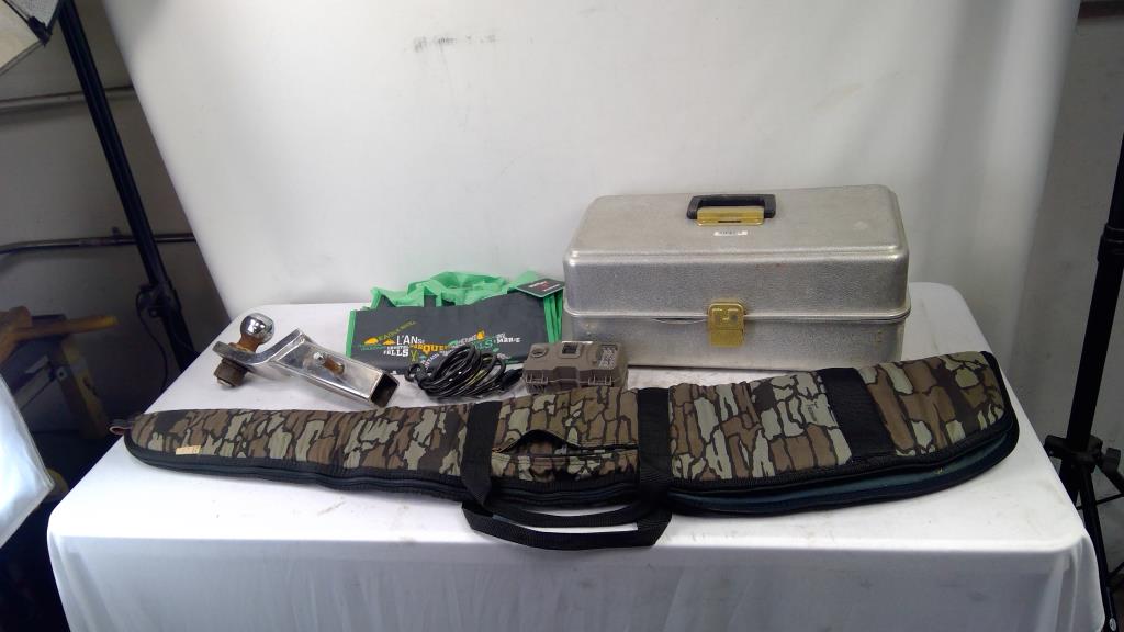 Tool Box, Rifle Bag, Shopping Bags, Lock And Cable, Tasco Trail Cam, Hitch