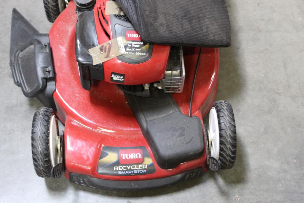 Toro 22'' 190cc Gas Lawn Mower Property Room