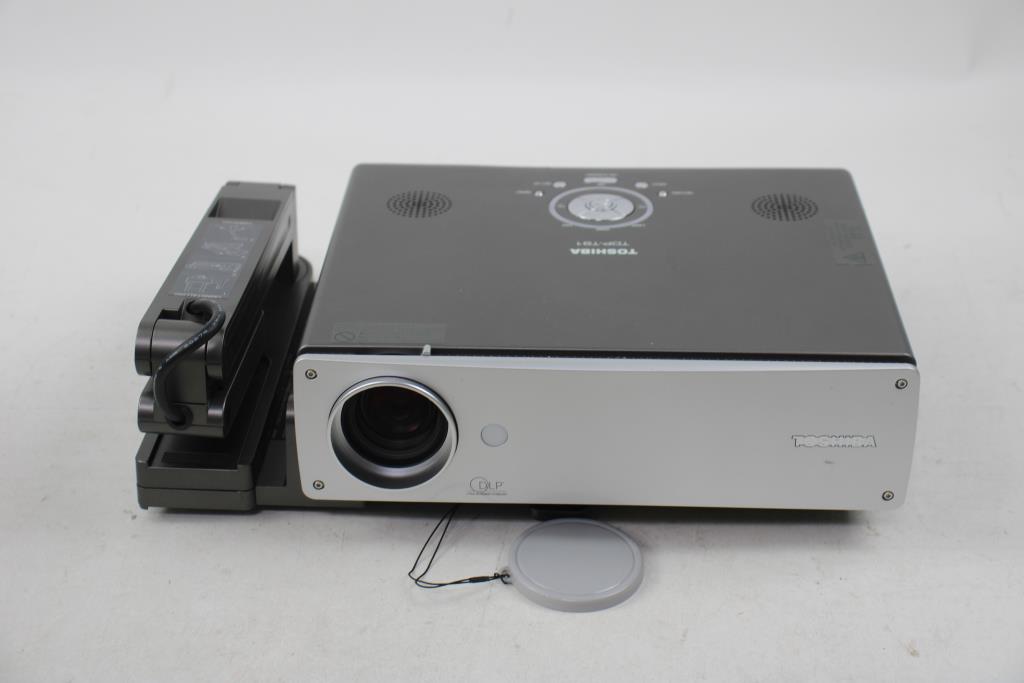 Toshiba TDP-T91 Projector With Case