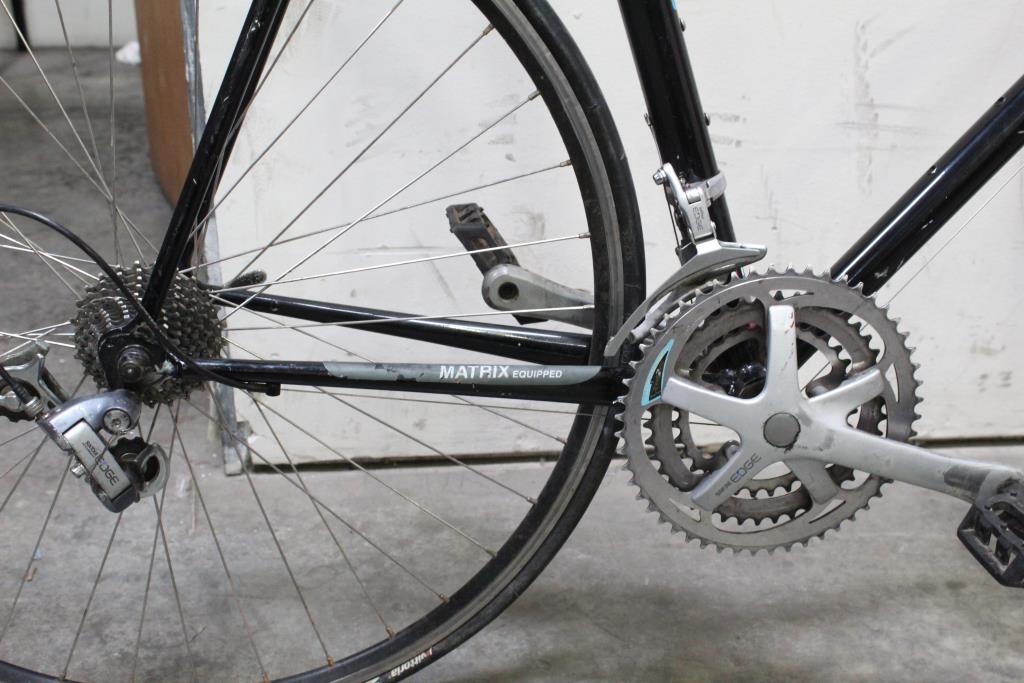 Trek 1100 Road Bike | Property Room