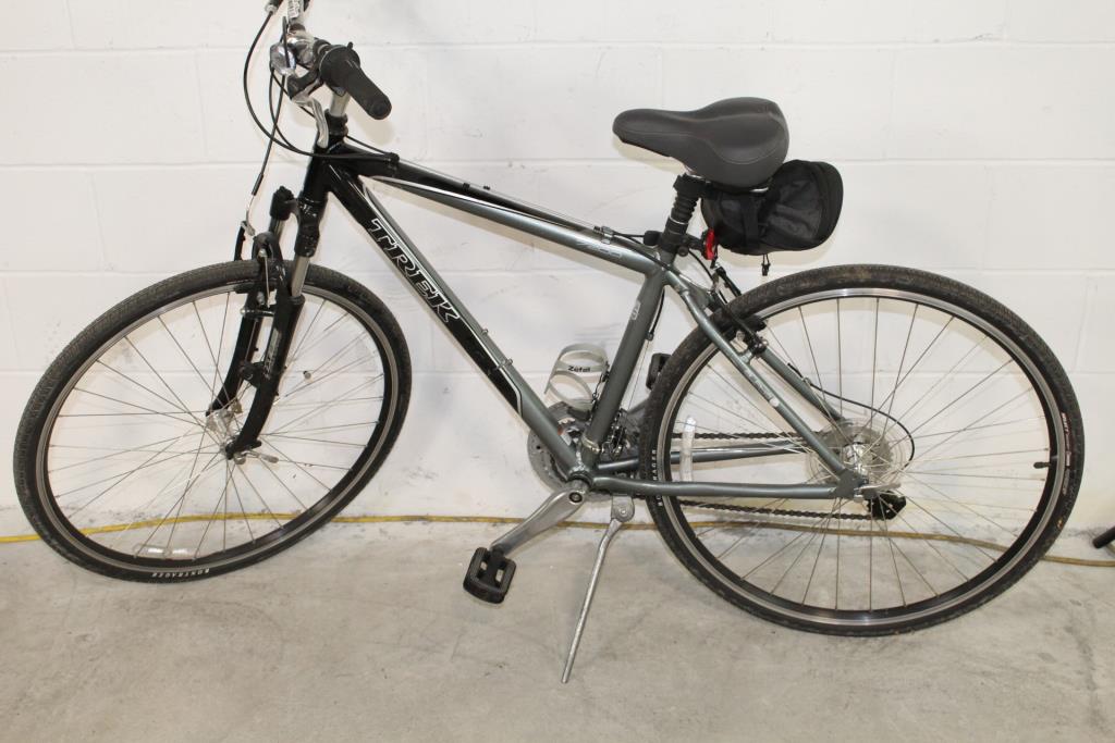 Trek 7200 Mountain Bike | Property Room