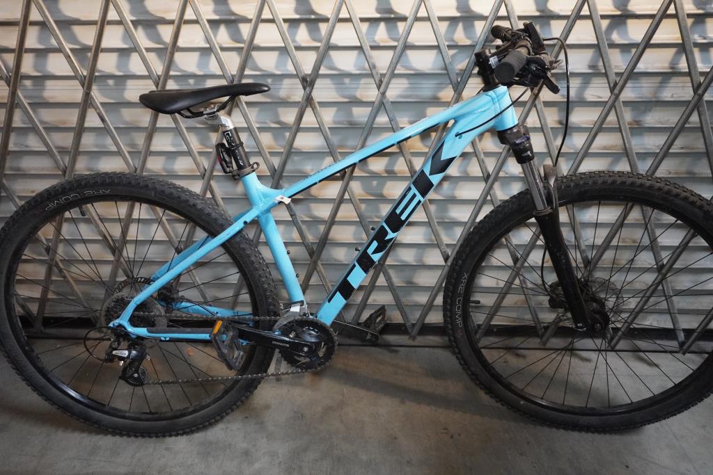 Trek Marlin 5 29" Mountain Bike | Property Room