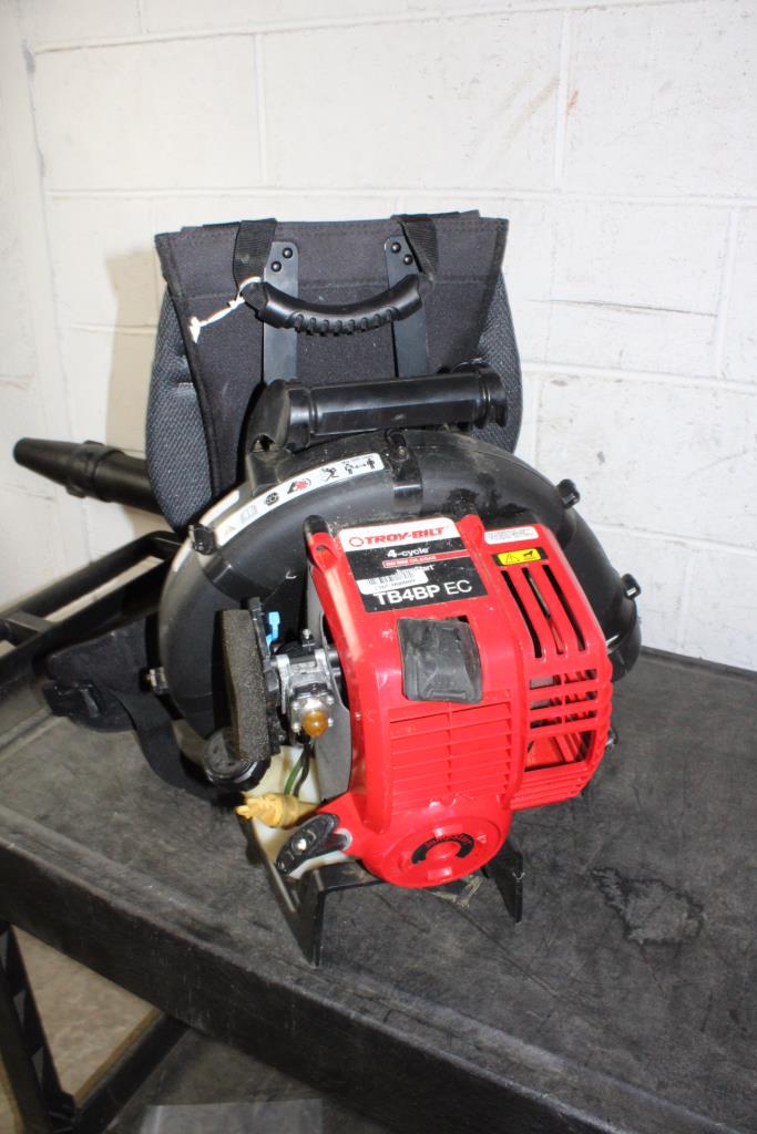 Troy Bilt 4 Cycle Gaspack Leafblower Property Room