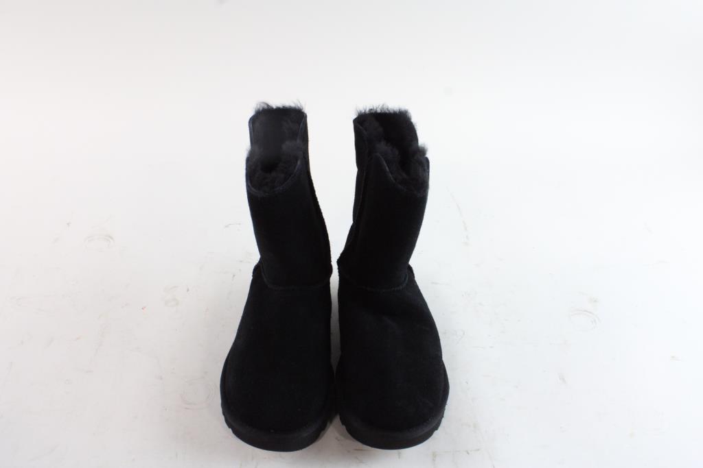 UGG Boots, Size 8 Property Room