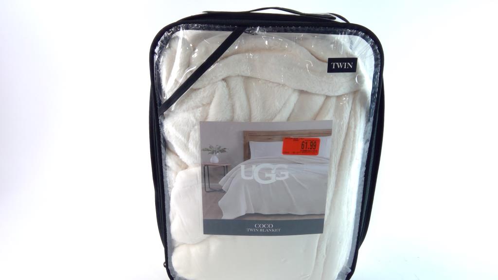 UGG COCO Twin Blanket Property Room