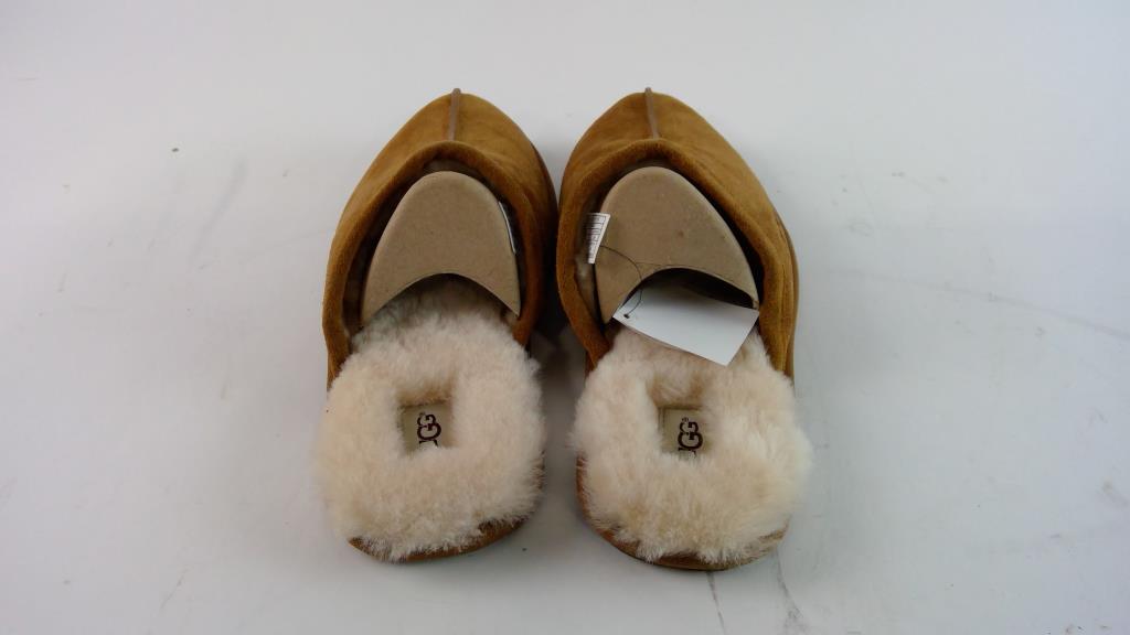 mens ugg slippers size 11