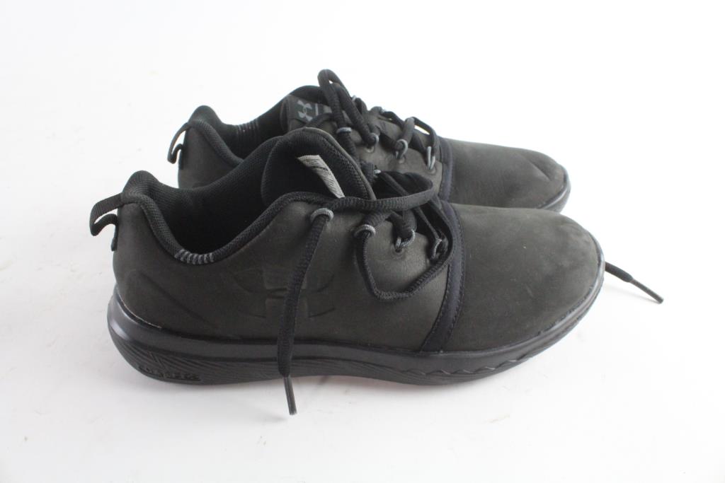 under armour youth shoes