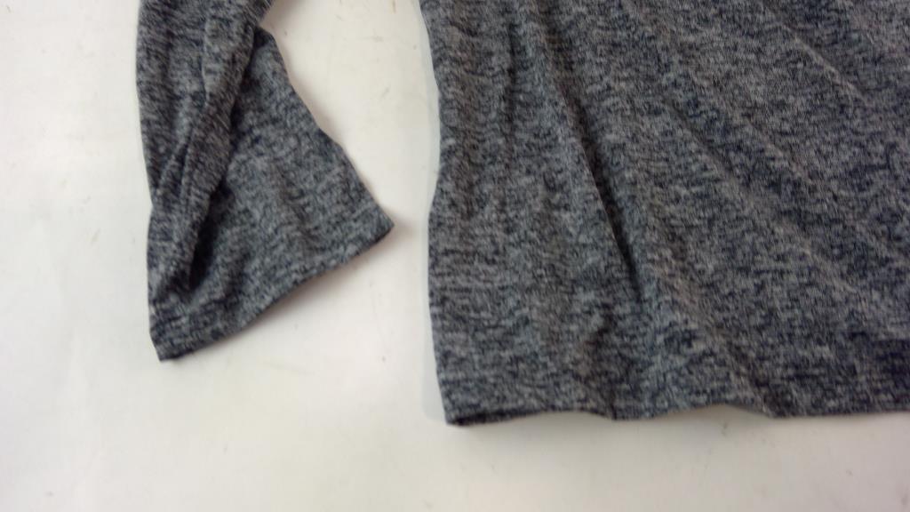 Underarmor Shirt Size Large Property Room