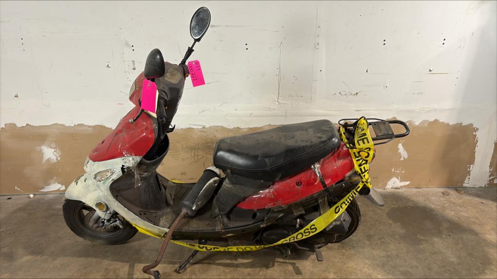 Unknown Brand Moped