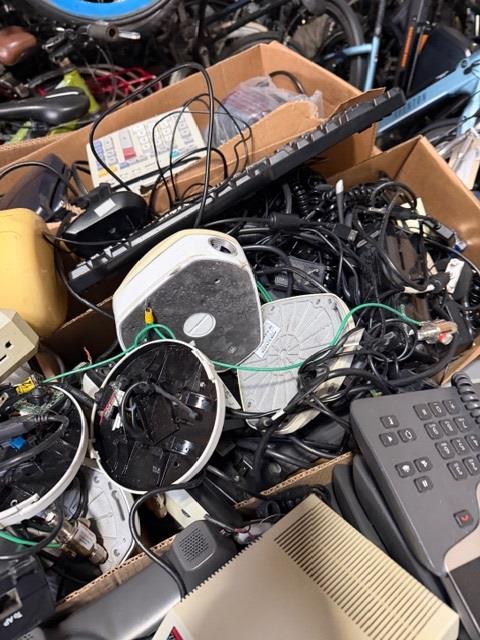 Used Electronics Lot - SOLD AS IS | Property Room