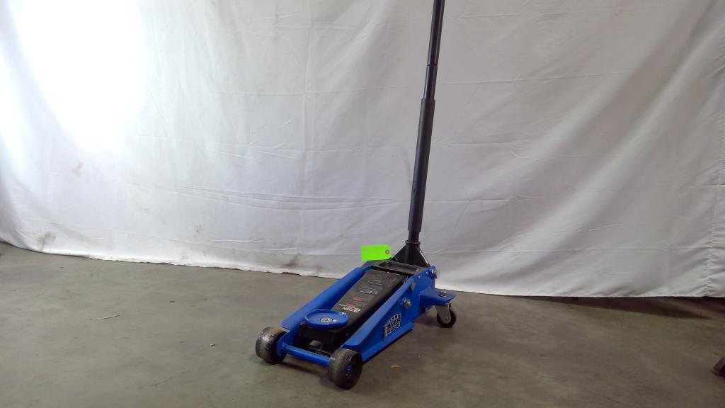 Vehicle Garage Jack Property Room