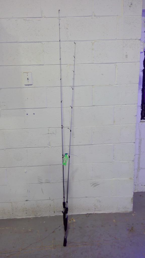 Vengance Fishing Poles 2 Pieces