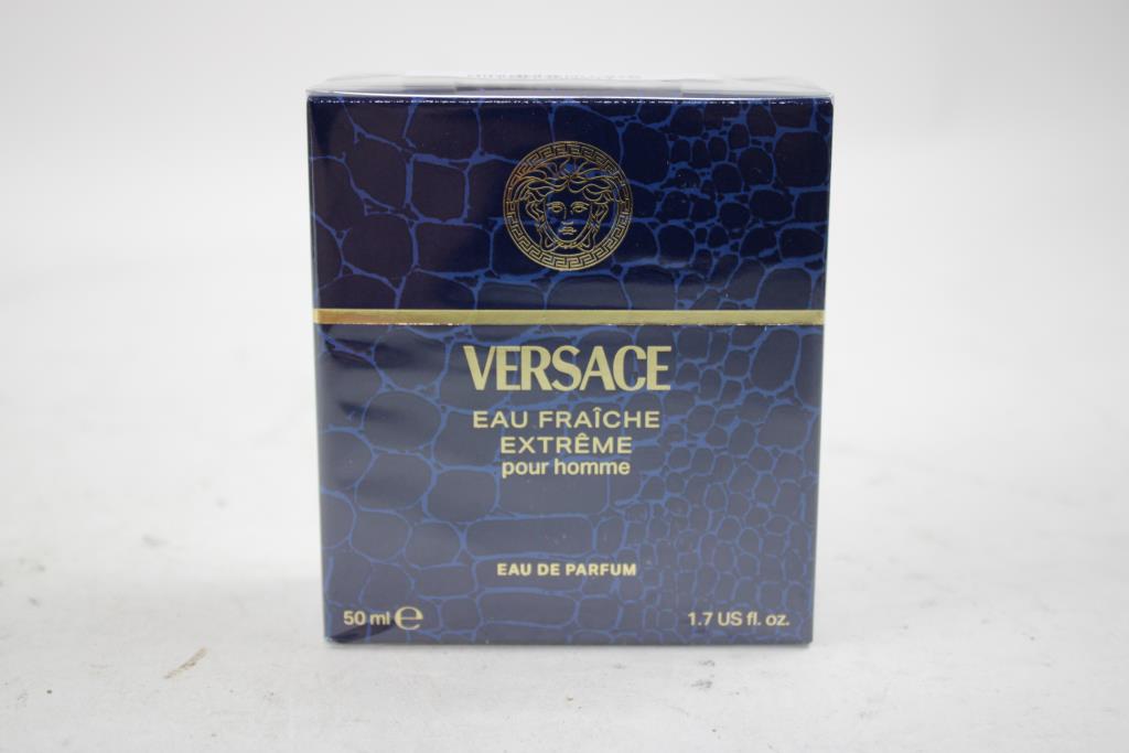 Versace Men's Cologne, Eau De Parfume