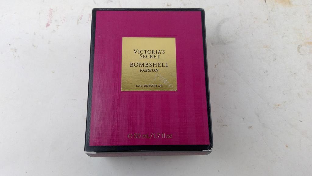 Victoria's Secret Bombshell Passion Perfume