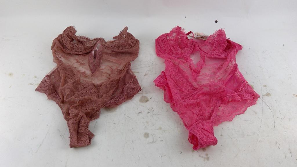 Victoria's Secret Lingerie Size M 2 Pieces