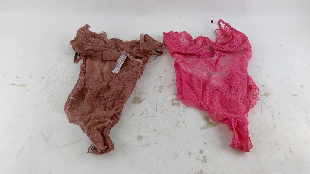 Victoria's Secret Lingerie Size M 2 Pieces