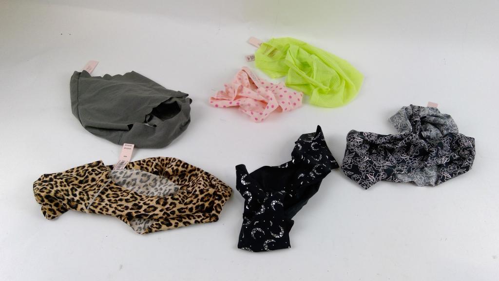 Victoria's Secret Underwear Size M 5 Pieces