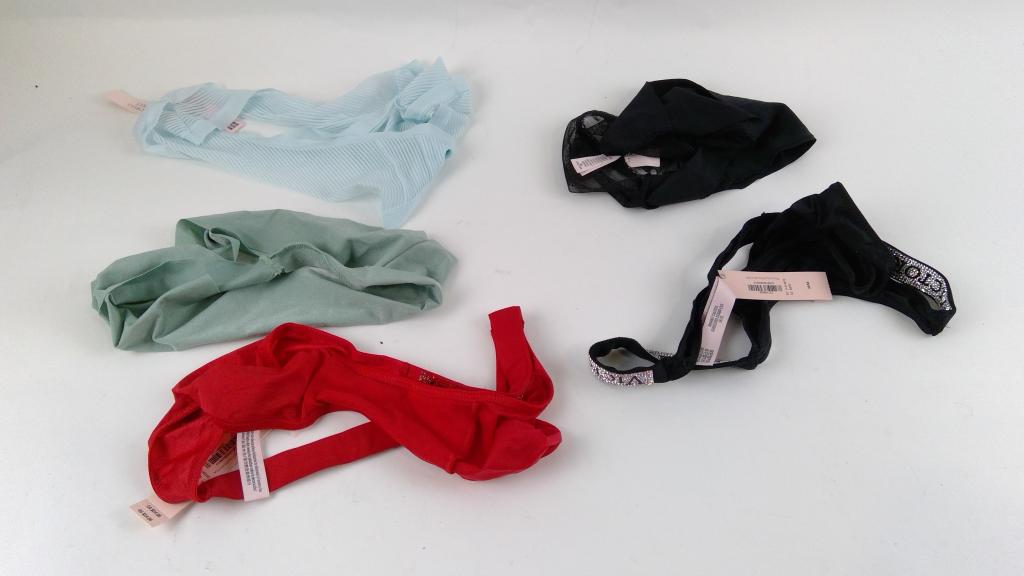 Victoria's Secret Underwear Size M 5 Pieces