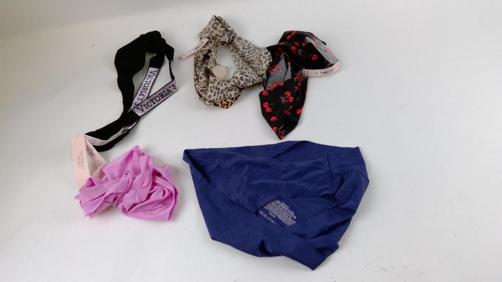 Victoria's Secret Underwear Size M 5 Pieces