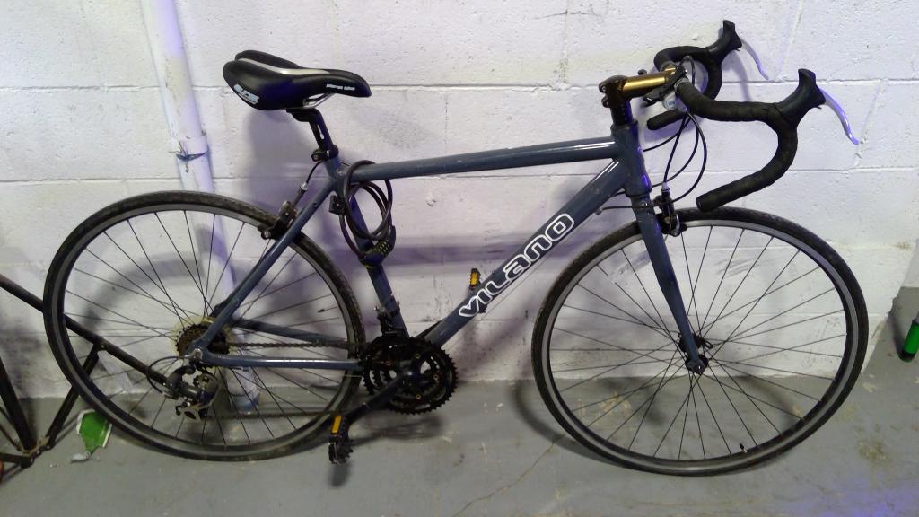 Vilano Road Bike