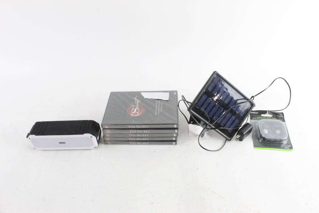 Vivitar Speaker And More, 8 Pieces | Property Room