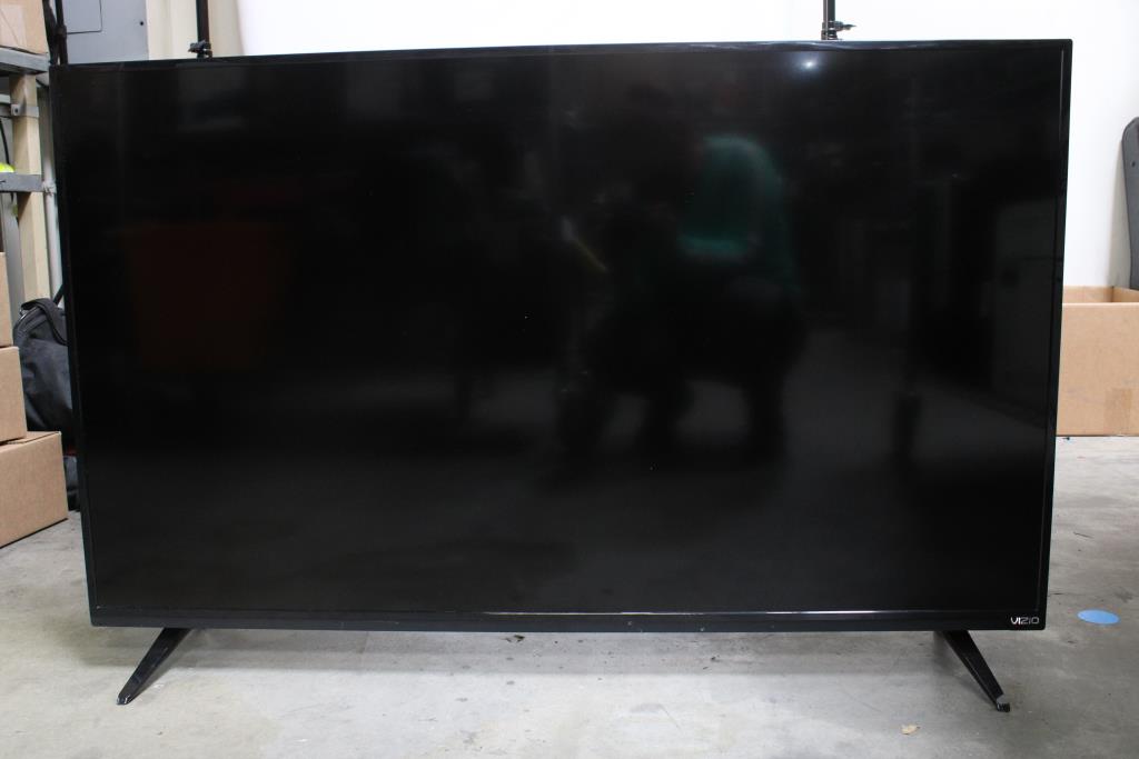 Vizio D50uD1 50" 4K Ultra HD Smart LED TV Property Room