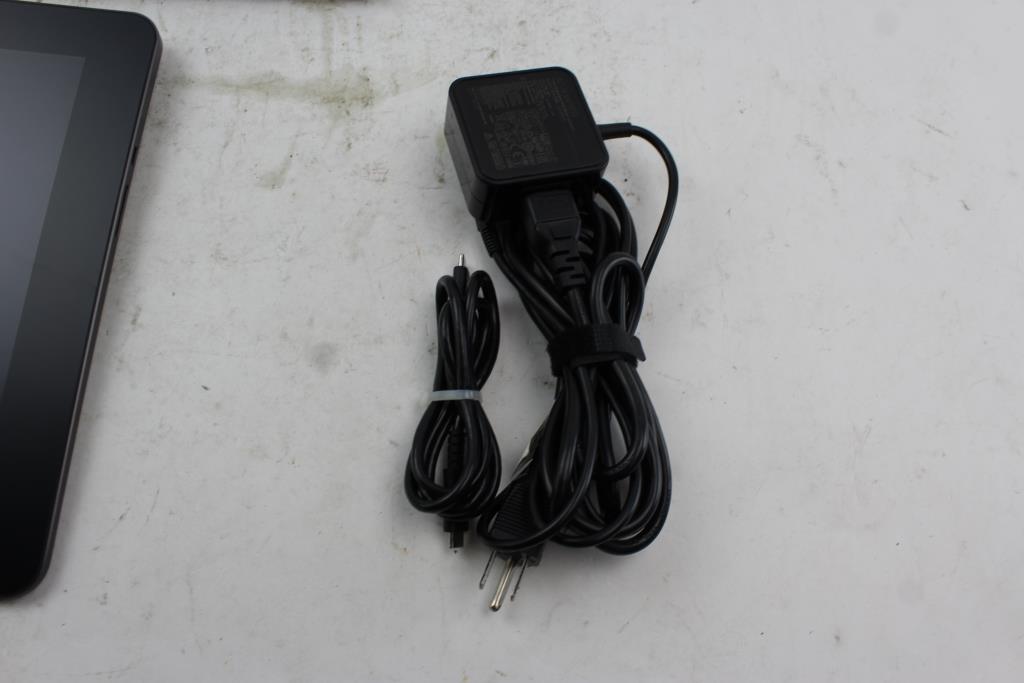 Cintiq Pro 16 Graphic LCD Tablet Property Room