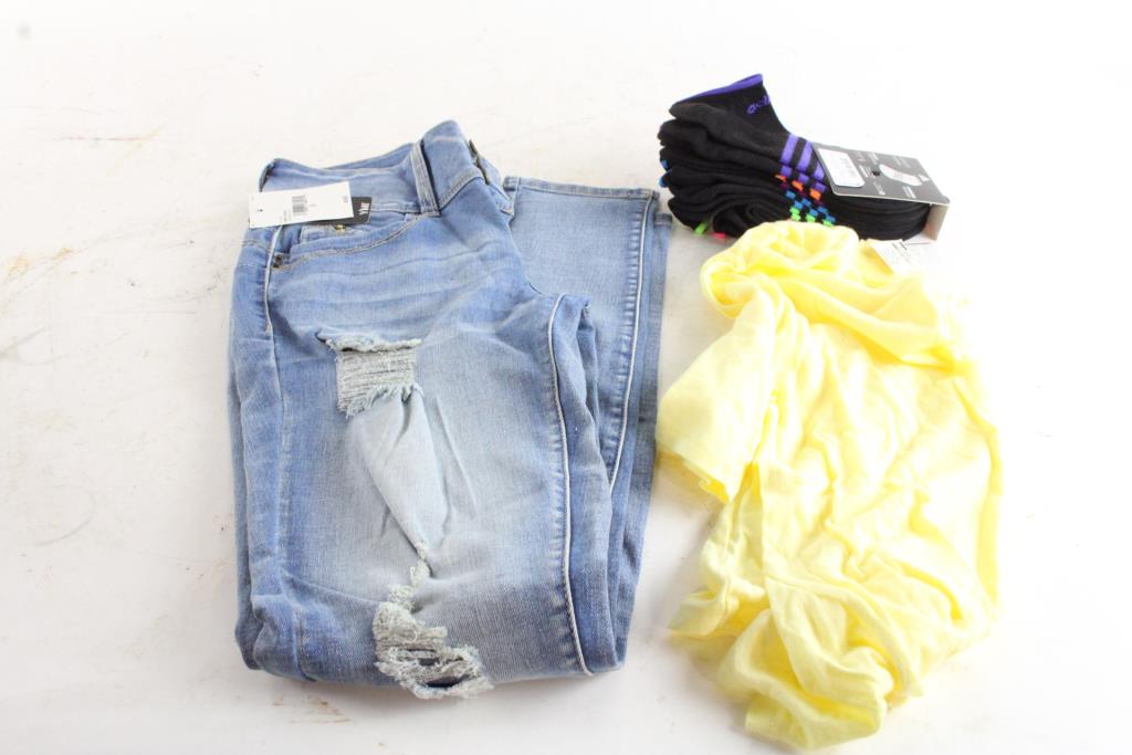 Medium Wash Wanna Betta Butt Low Rise Wide Leg Jean