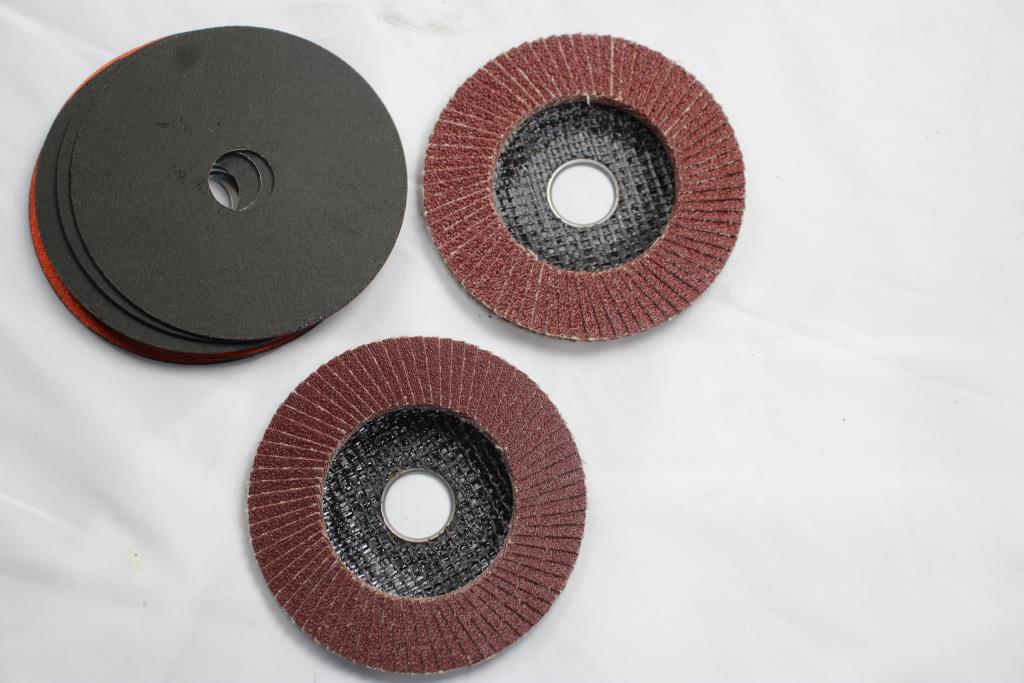 Warrior Grinding And Blending Wheels, 11 Pieces Property Room