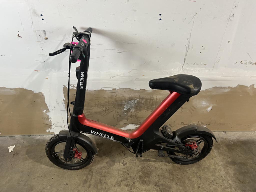 Wheels E-Bike