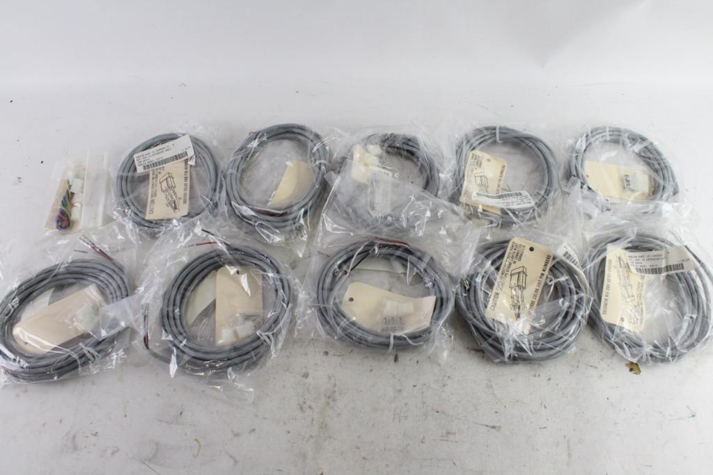 Whelen Extension Cables, 5+ Pieces Property Room