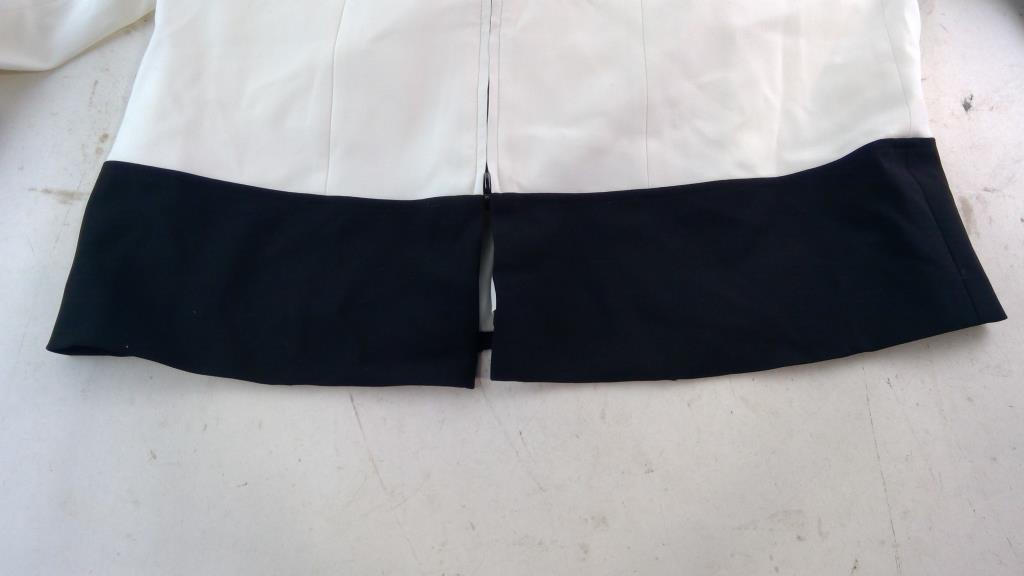 White House Black Market Jacket Size L | Property Room
