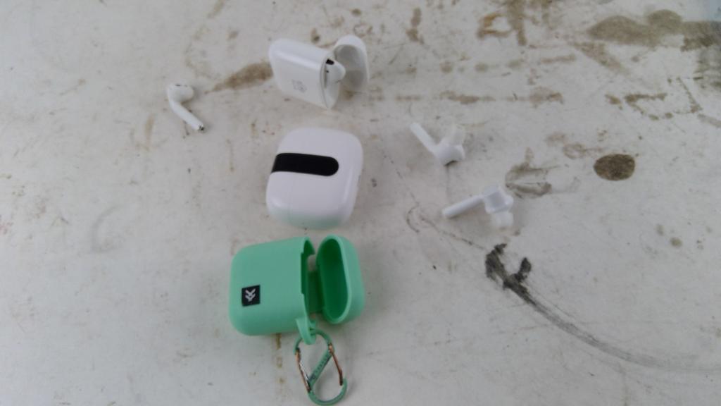 Wireless Earbuds 2 Pieces