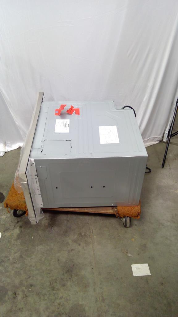 Wolf Gourmet Microwave Property Room