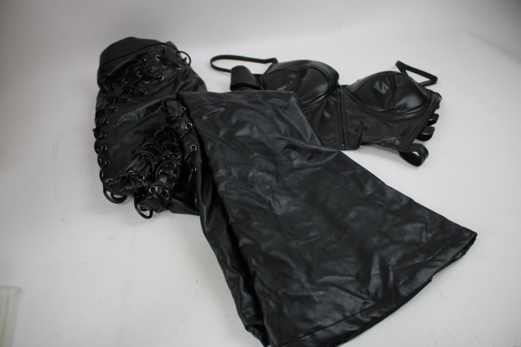 Women's Clothing Bulk Lot, Akira Dresses, Shirts, & Pants 10+ Pieces