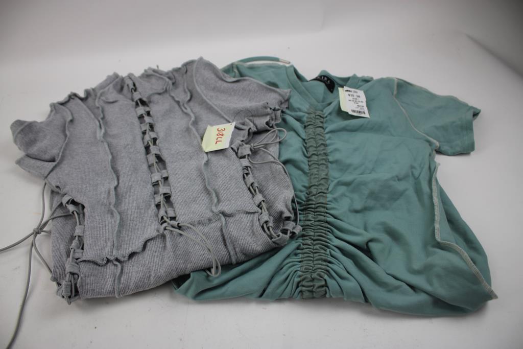 Women's Clothing Bulk Lot, Leggings, Shirts, & Dresses 9 Pieces