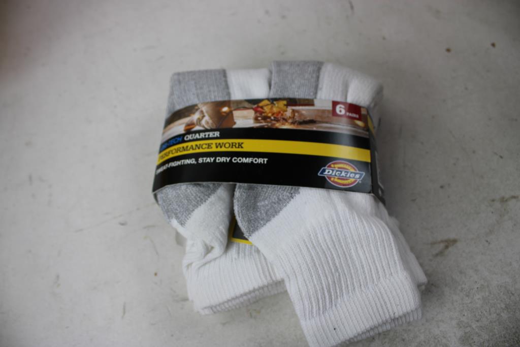 Women's Nike, Reebok Size 11.5 Sneakers, Dickies Men's Socks Size 6-12 ...