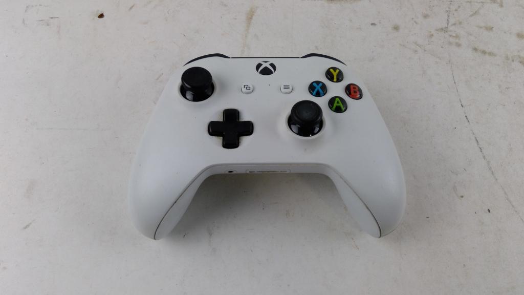 Xbox One Wireless Controller