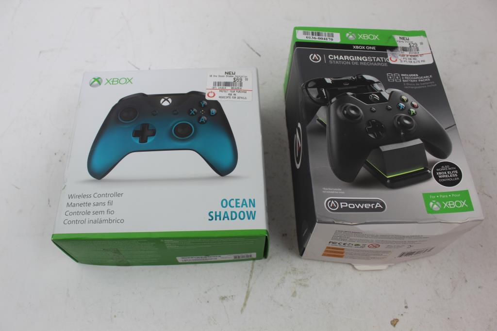 Xbox One Wireless Controller & Charging Station; 2 Pieces Property Room