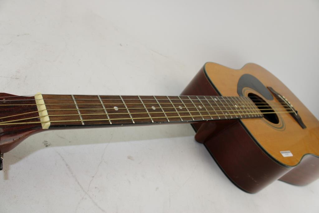 Yamaha Acoustic Guitar | Property Room