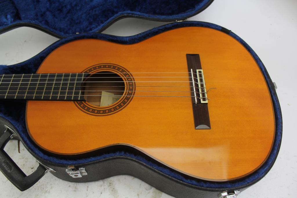 yamaha-cg-130-acoustic-guitar-property-room