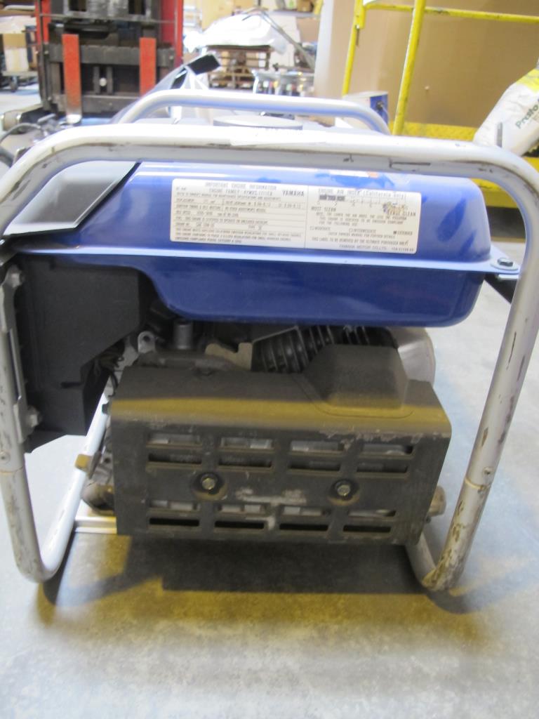 Yamaha EF2800i Inverter Generator Property Room