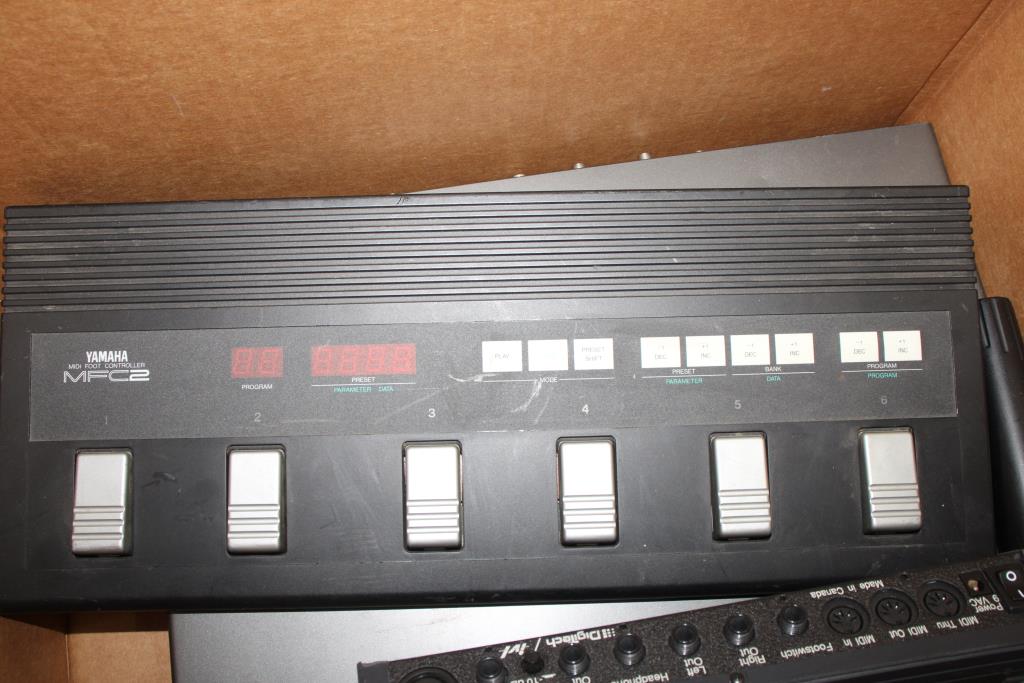 Yamaha Midi Footcontroller ,Yamaha FM Expander And Other Property Room
