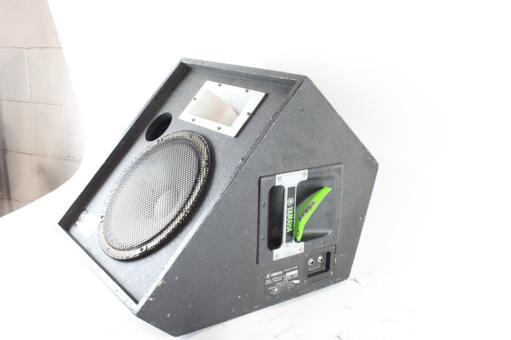 Yamaha Stage Monitor Property Room