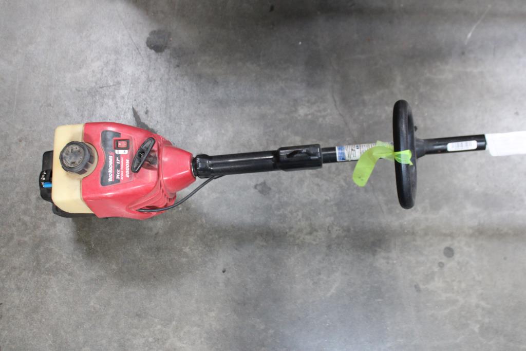 Yard Machines 2800M Gas-powered String Trimmer