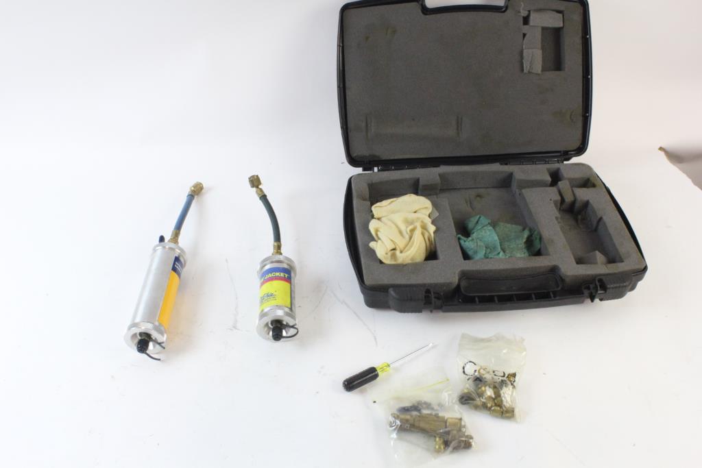 Yellow Jacket Oil/Scanner Solution Injectors, 2 Pieces, In Black Case