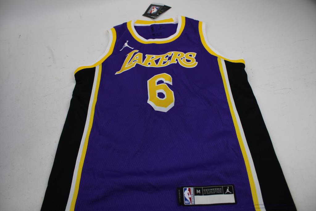 Youth Lakers Jersey Size M 10/12