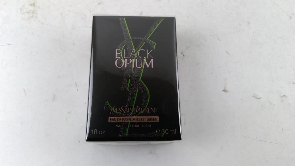 Yves Saint Laurent Black Opium Perfume