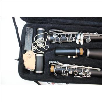 Cecilio Mendini Clarinet