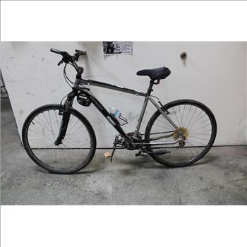 Specialized Crosstrail Hybrid Bike